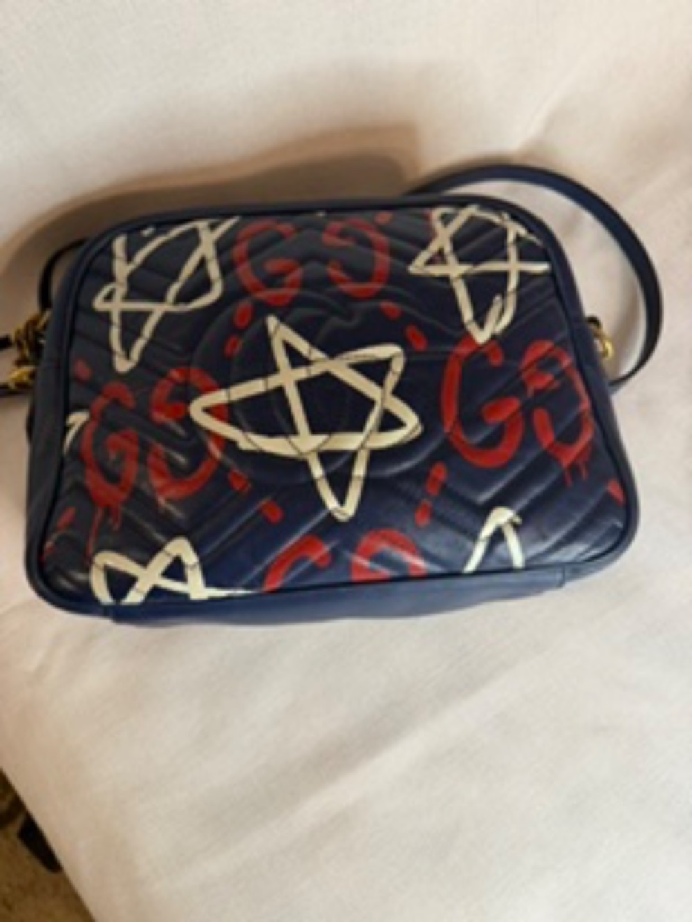 Gucci GG Marmont Ghost Camera Bag - Picture 5 of 10